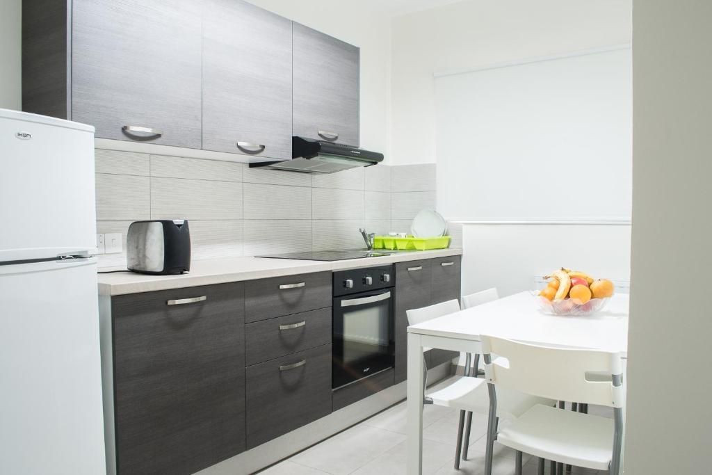 Lordos Hotel Apartments Nicosia Habitación foto